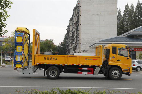 天津高速公路防撞車廠家及東風天錦防撞緩沖車的應用