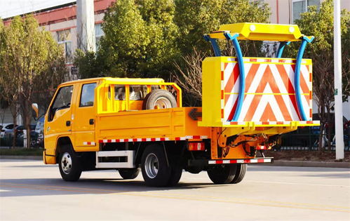 新款江鈴順達(dá)雙排座70K防撞緩沖車及同平臺(tái)救護(hù)車 價(jià)格、廠家與核心參數(shù)詳解