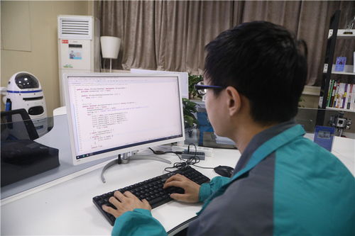 西安新華電腦軟件學(xué)校 陜西領(lǐng)先的計(jì)算機(jī)技術(shù)培訓(xùn)基地